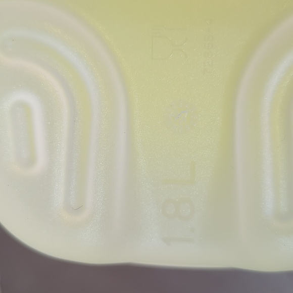 Tupperware Fridge Smart 4 Container Set Excellent Preowned Condition - Picture 8 of 16